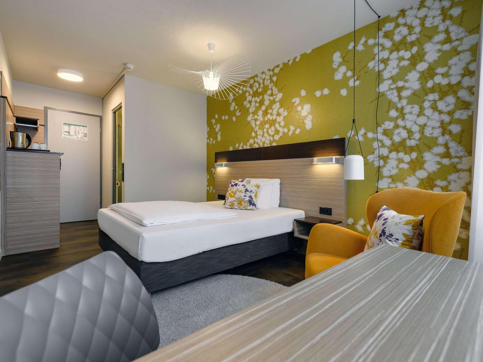 Mercure Hotel Stuttgart גרלינגן מראה חיצוני תמונה